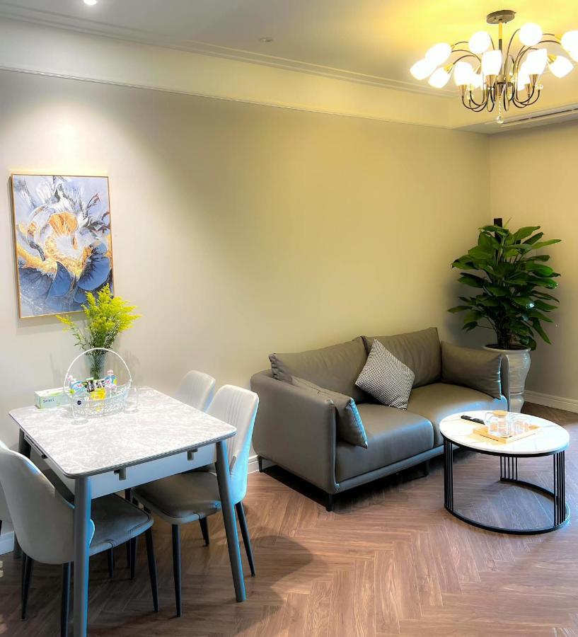 Can Ho Cao Cap Altara Serviced Residences Куи Нхон Екстериор снимка