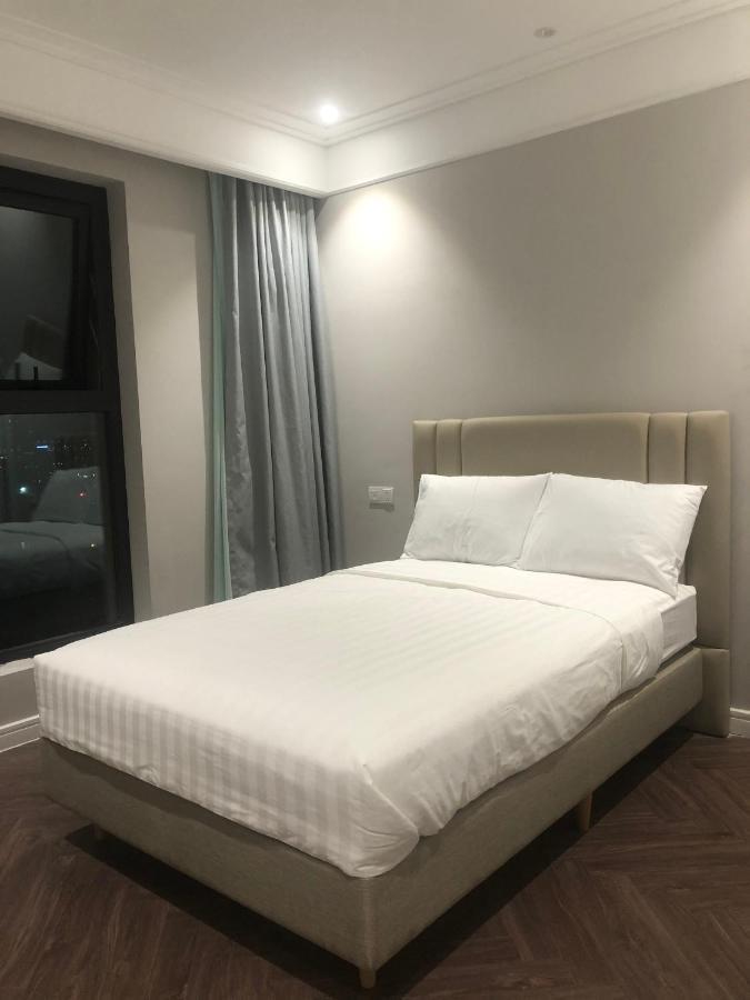 Can Ho Cao Cap Altara Serviced Residences Куи Нхон Екстериор снимка