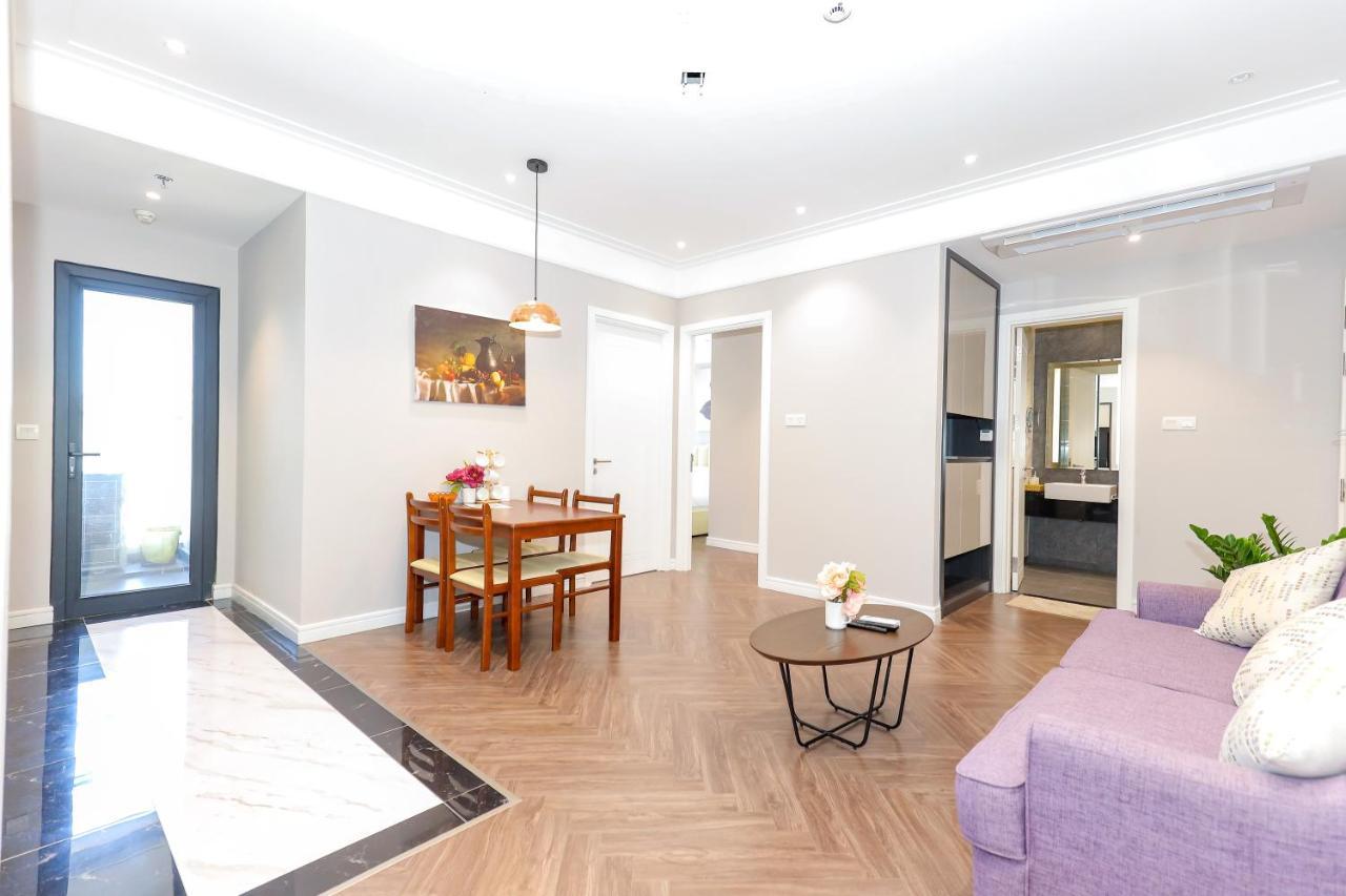 Can Ho Cao Cap Altara Serviced Residences Куи Нхон Екстериор снимка